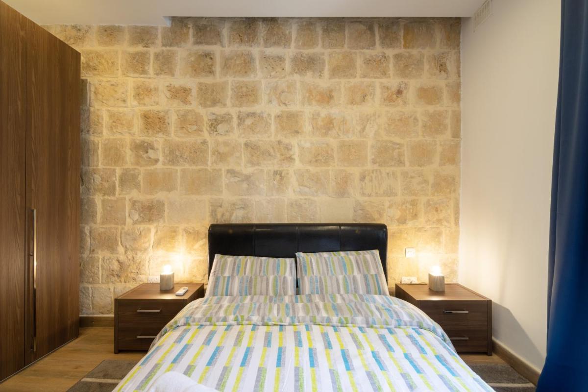 16 lettings - charming character house - Housity