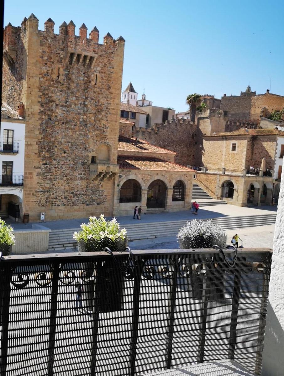 Apartamentos La Machacona Plaza Mayor - Housity