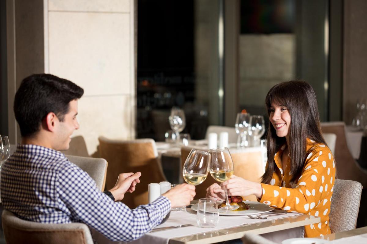 Bebidas em NEYA Lisboa Hotel