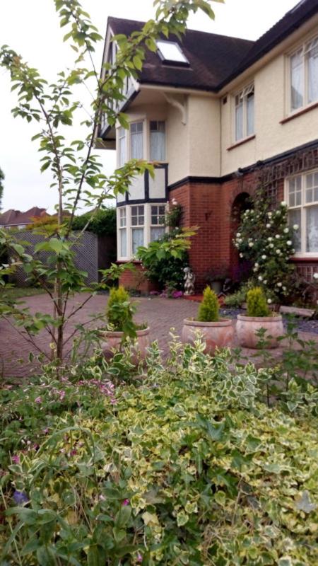 Kingsway Bed & Breakfast - Housity
