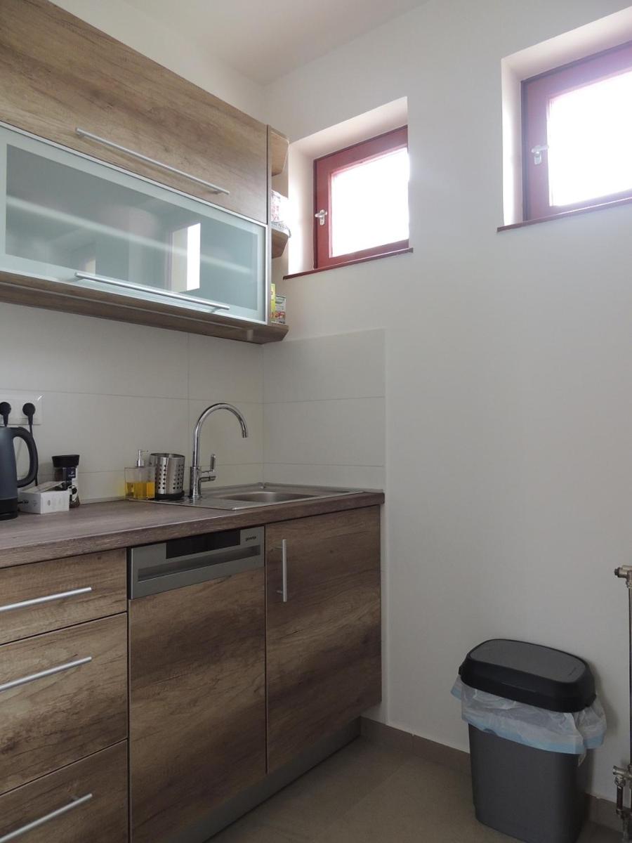 Ramp- Art Apartment - Housity