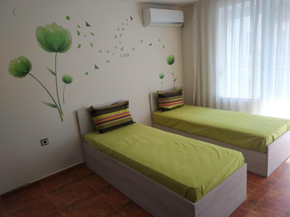 Downtown Studio - Housity