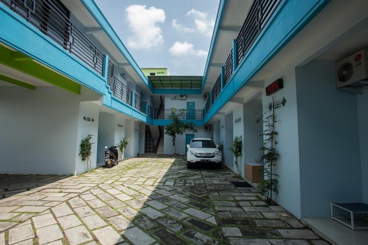 RedDoorz Syariah at Kartohardjo Madiun - Housity