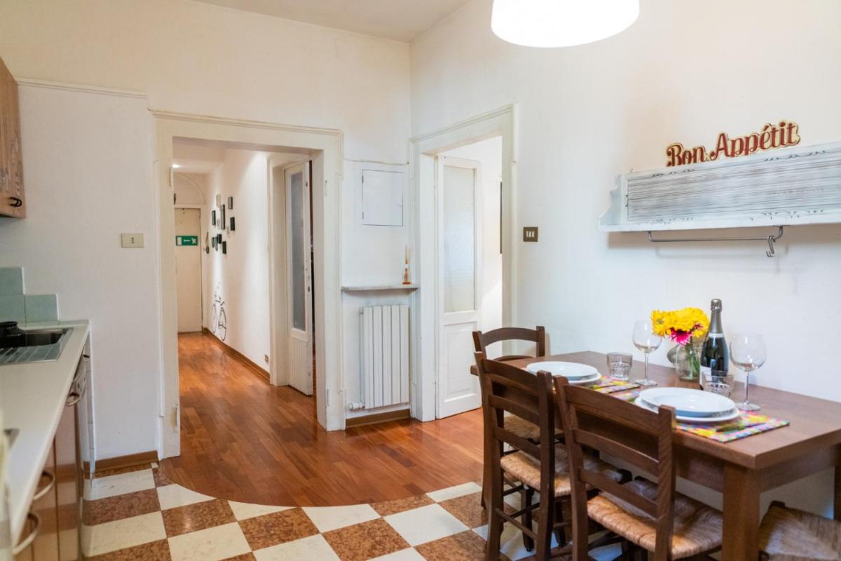 Suitetrails - Domus Verona - Accogliente residenza Rocchetto a 25mt da Piazza Erbe
