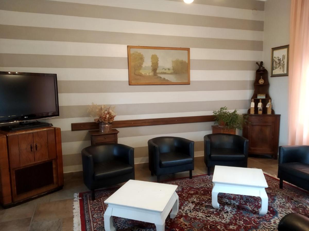 Albergo Ristorante Monterosa - Housity