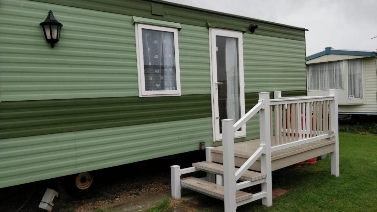 6 Berth Golden Sands Elite - Housity