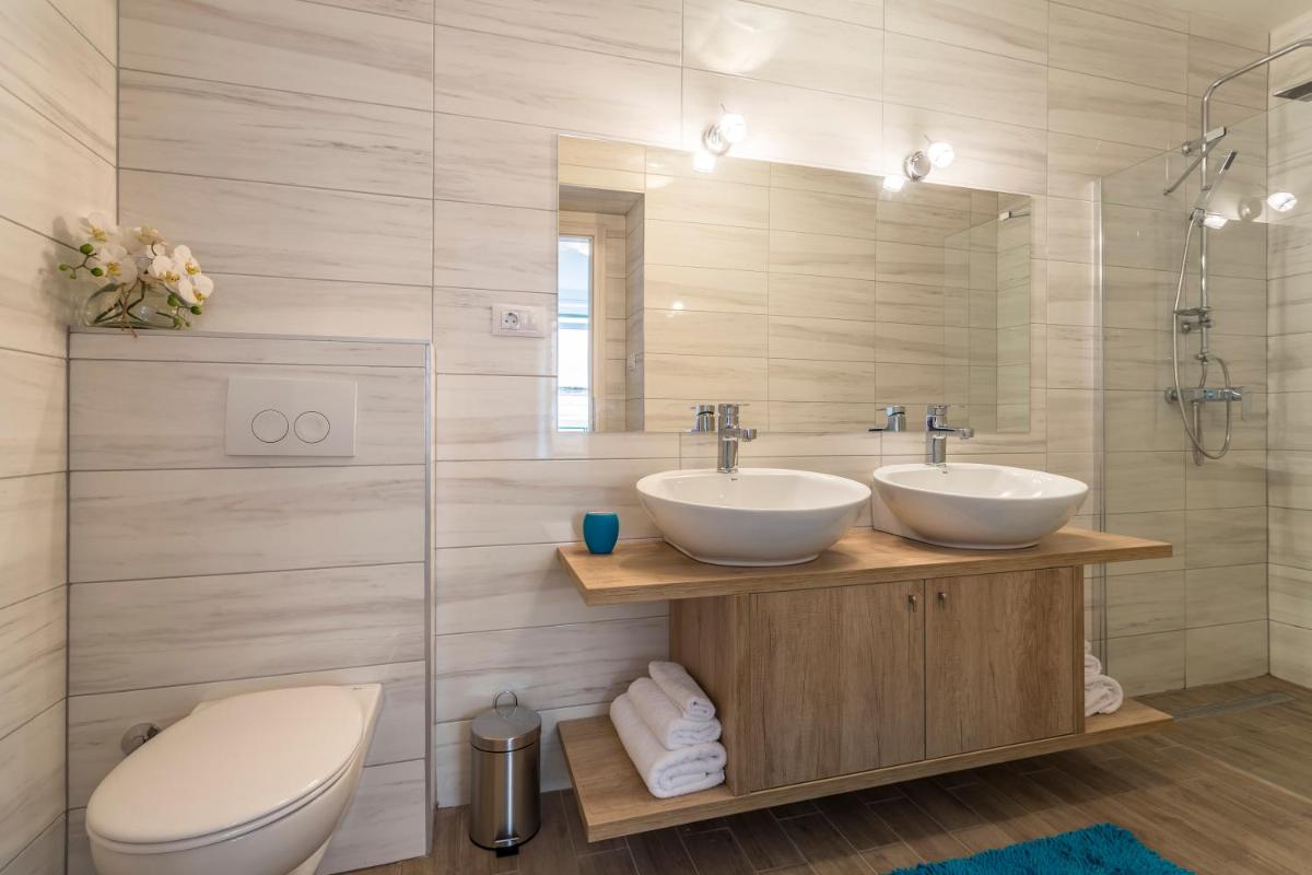 Maggy & Anna Apartment - Hizvo