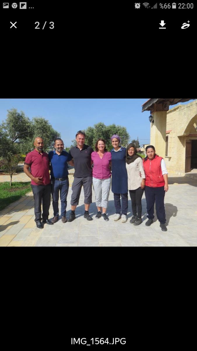 Glaro Garden Hotel - Housity