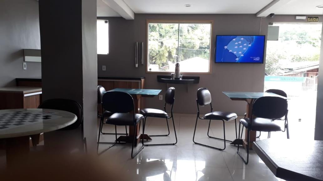 Hotel Gravataí Express - Housity