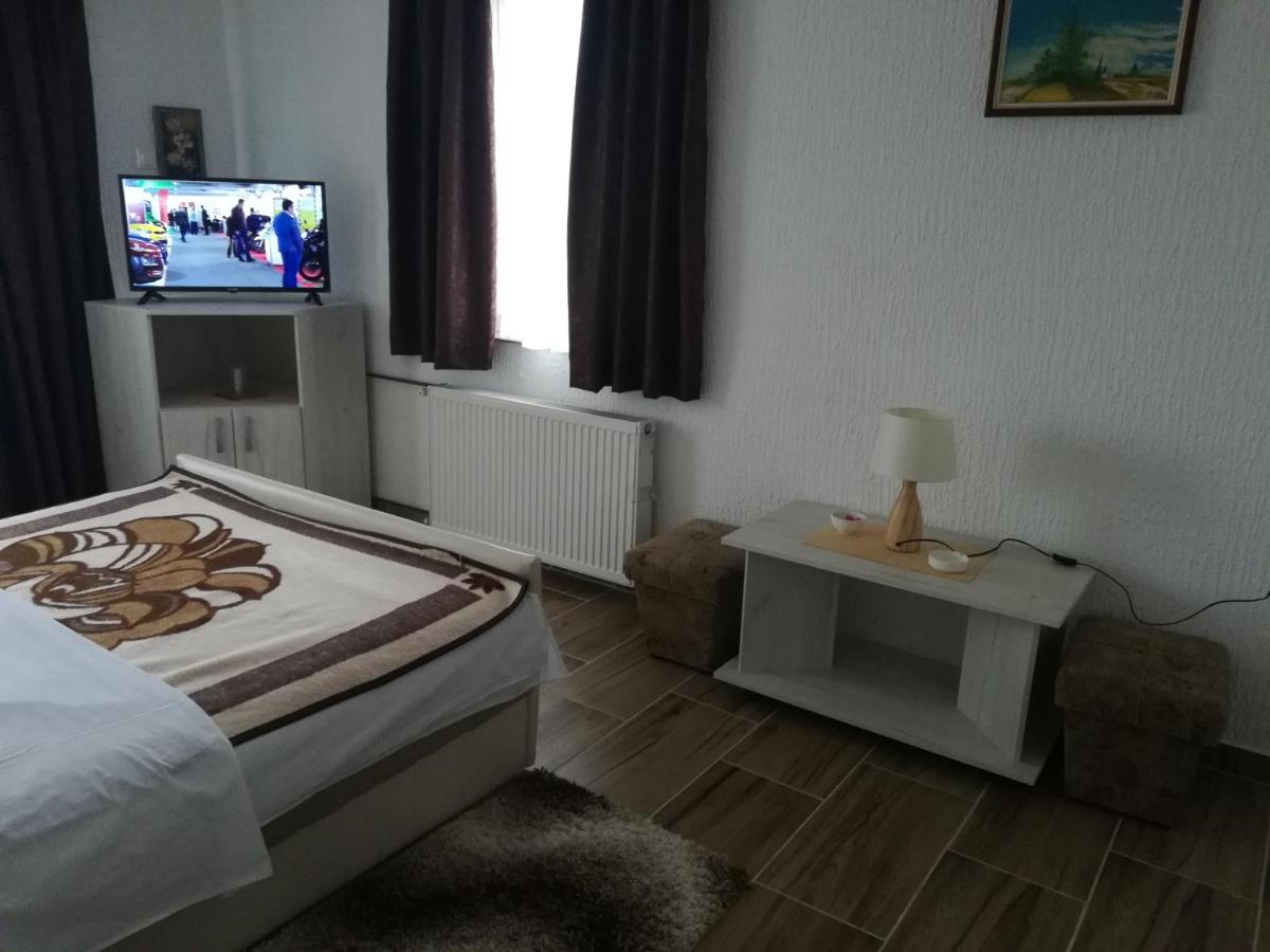 LAZAREV KONAK - Housity