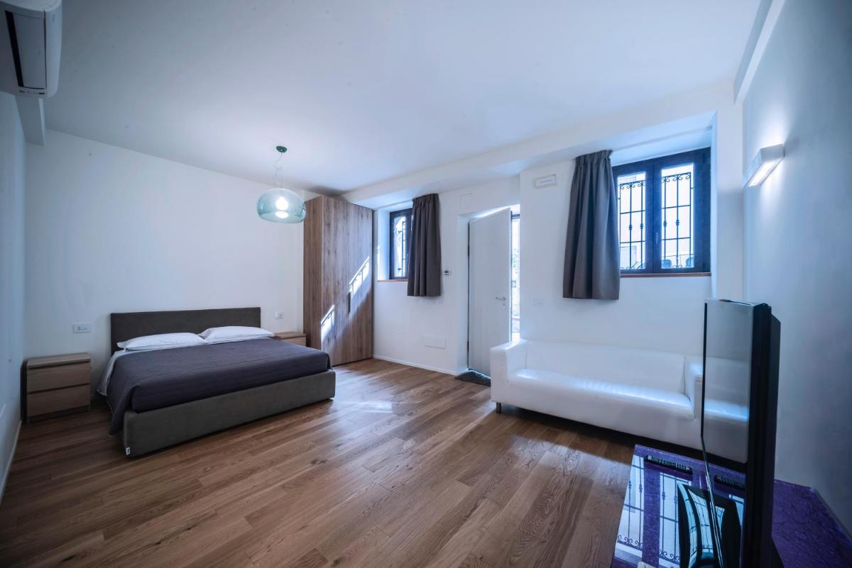 Domus Regina - Housity