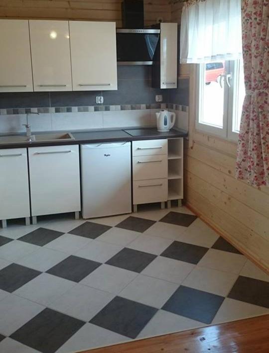 Domki Letniskowe Janosik - Housity