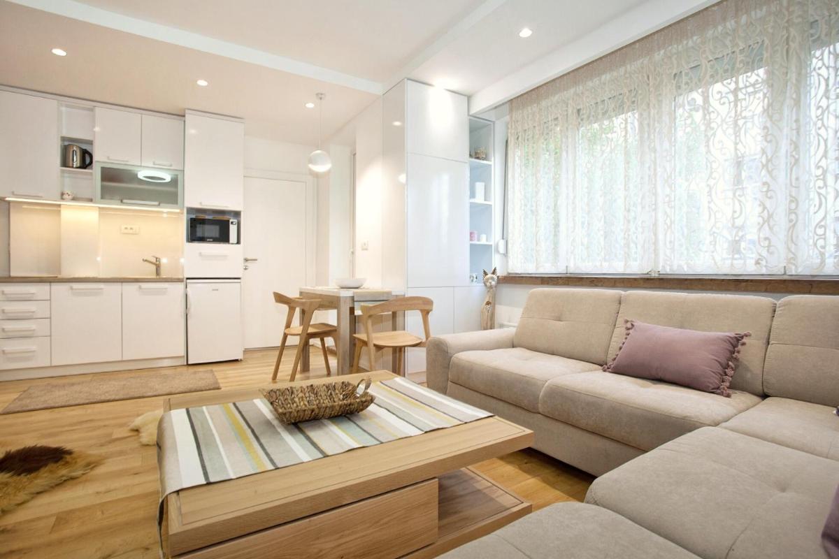 HostGost Selected Suites - Skadarlija Square - Housity