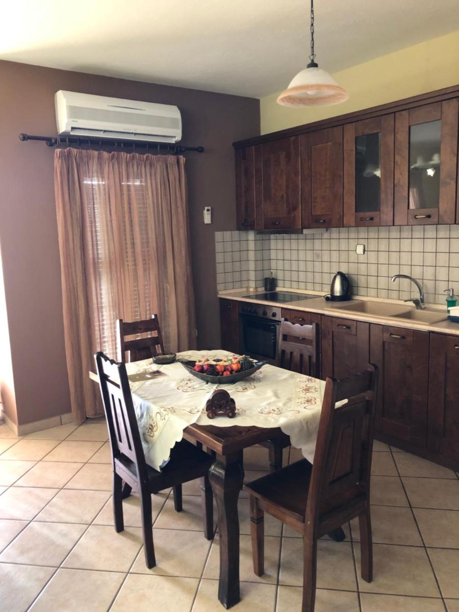 Dione Apartments - Housity