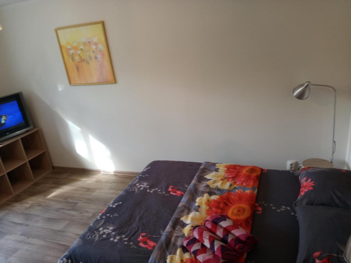 Apartment Arena Riga quiet center FREE PARKING - Housity