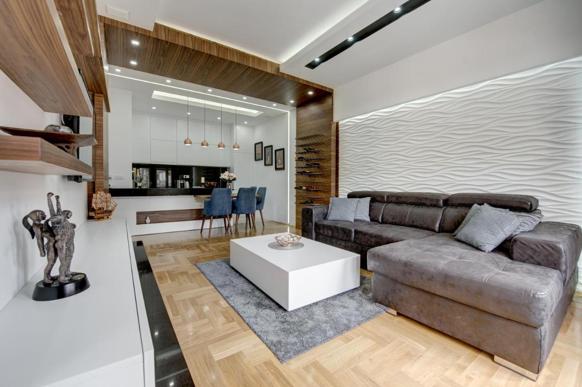 CENTAR President - Housity