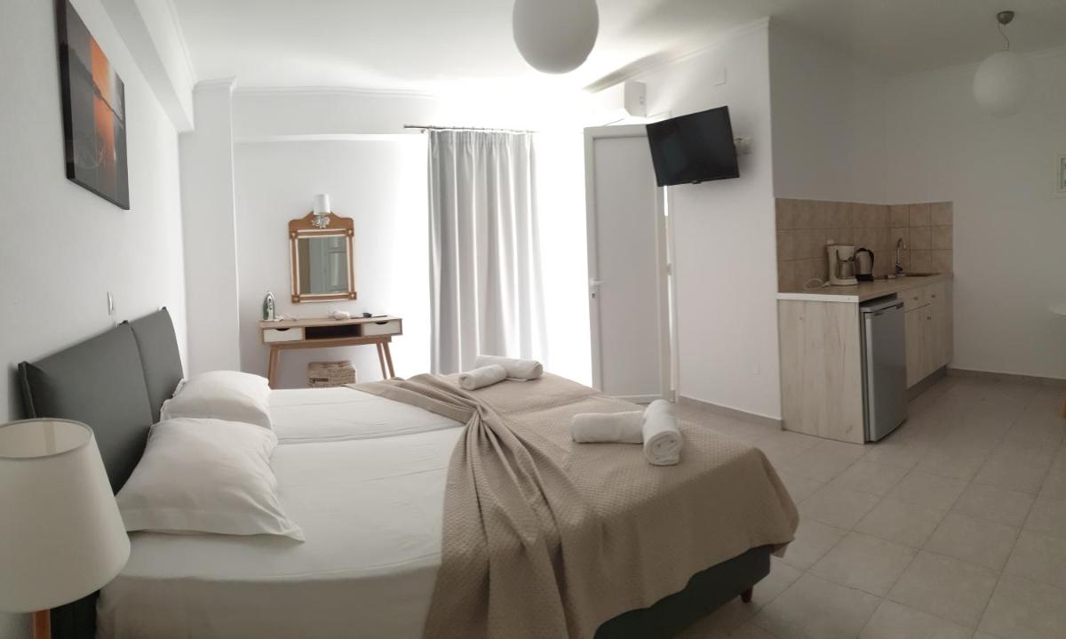 Athineon - Housity