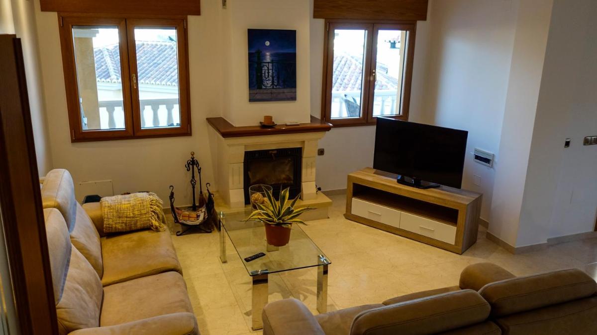 Villa Borja - Housity