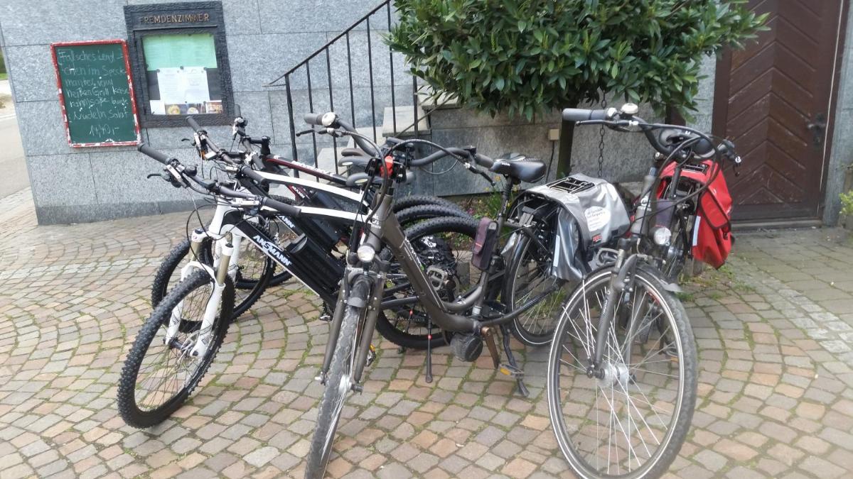 Adler Gaststube Hotel Biergarten - Housity