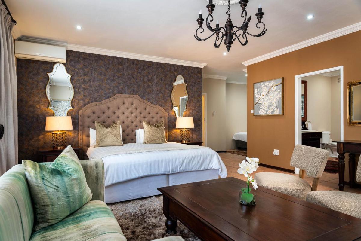 Valley Villa - Housity