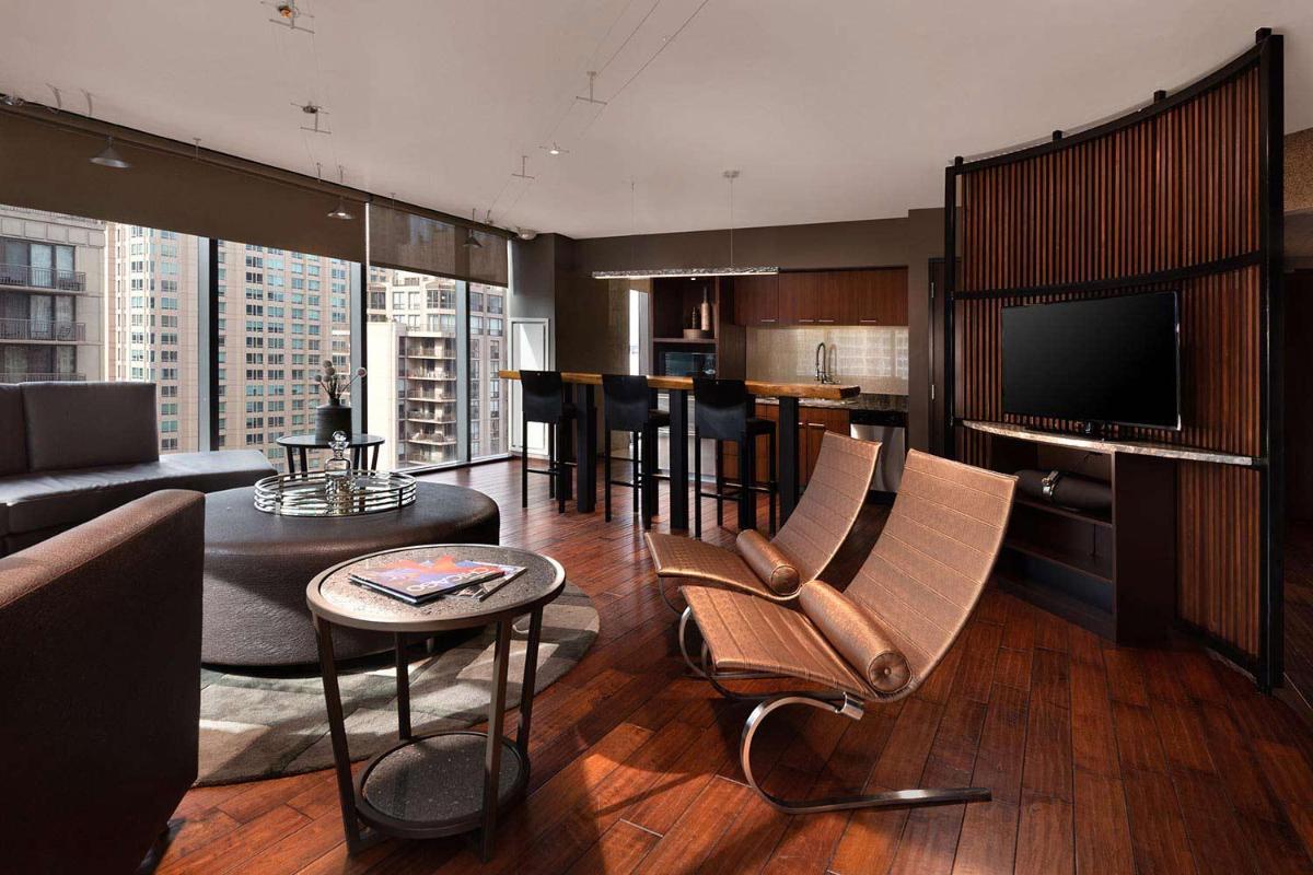 Eurostars Magnificent Mile - Housity