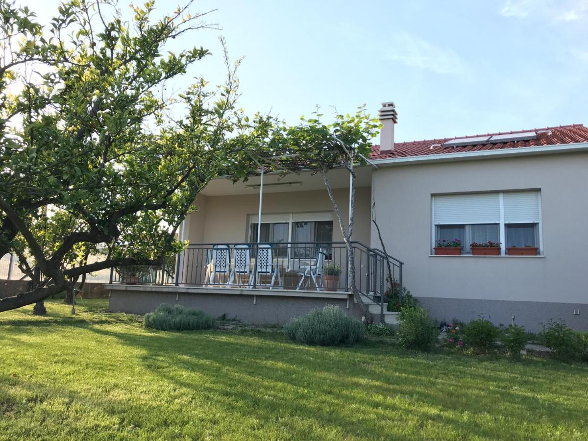 Vacation House Bile - Housity