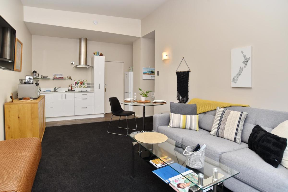 Suitetrails - The Apartment Within - Christchurch Holiday Homes