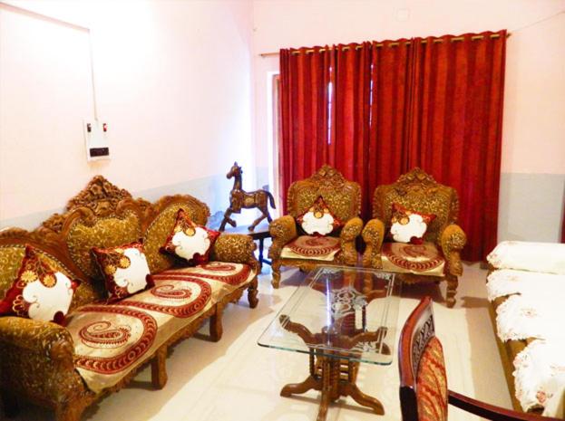 Johlz Home Stay - Housity