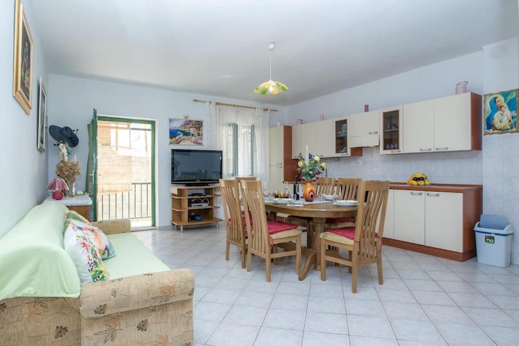 Vacation House Ante - Housity