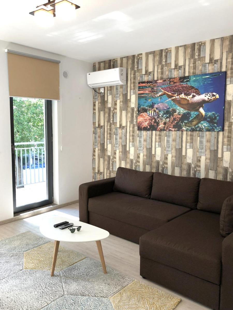 Lira Holiday Apartments - Housity