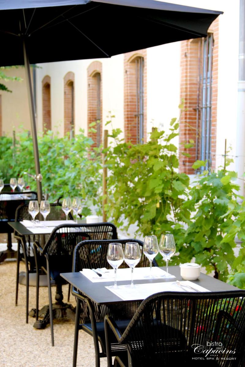Restaurant ou autre lieu de restauration dans l'établissement Abbaye des Capucins Spa & Resort