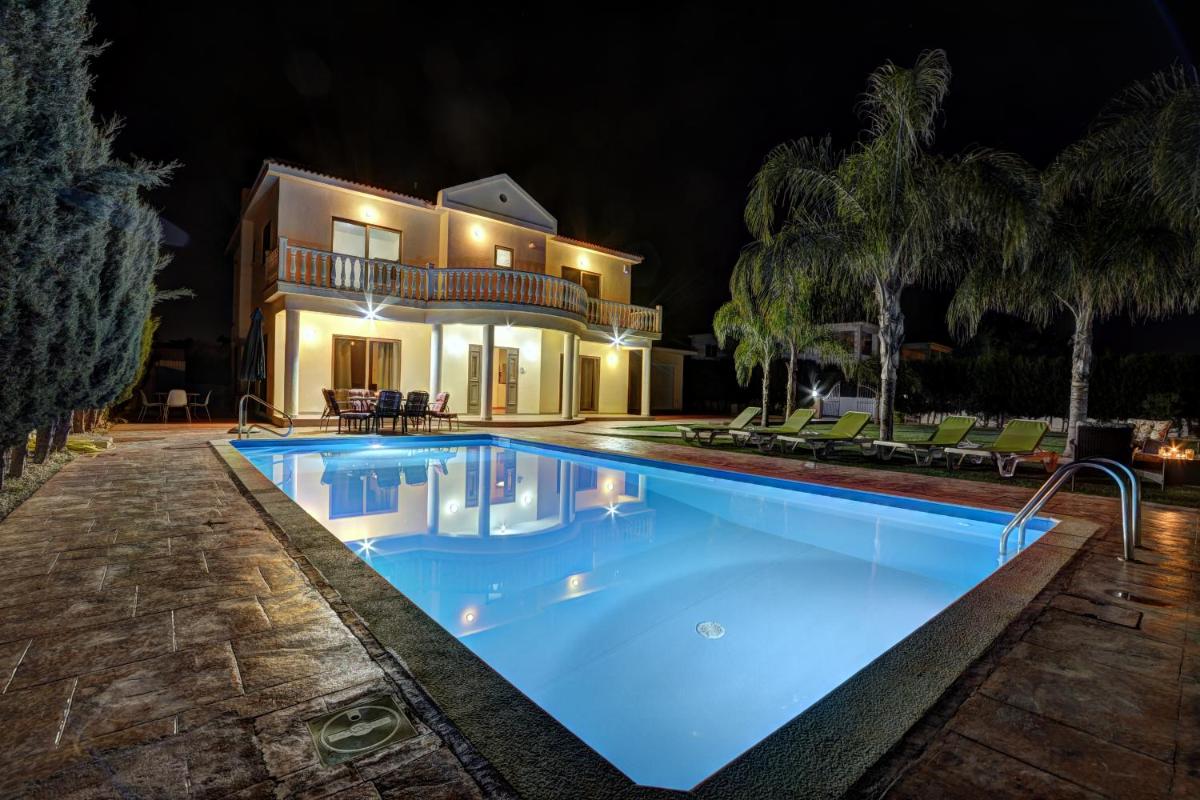 Villa Eva - Housity