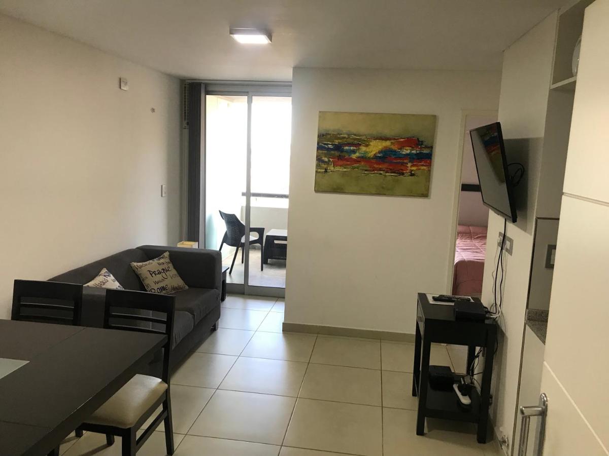 Maria Reina - Housity