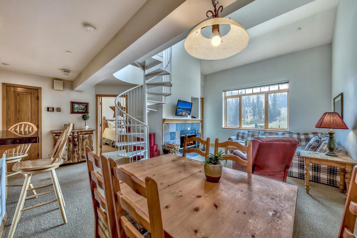L306 Kirkwood Lodge - Housity