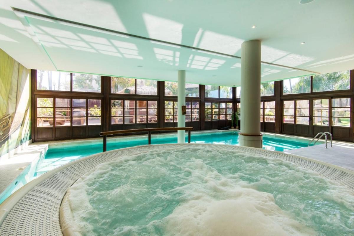 Piscina en o cerca de Lindner Hotel Mallorca Portals Nous, part of JdV by Hyatt