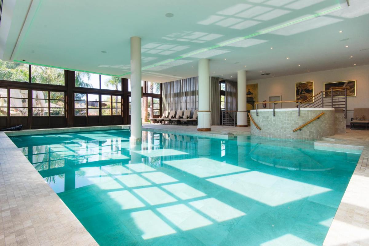 Piscina en o cerca de Lindner Hotel Mallorca Portals Nous, part of JdV by Hyatt