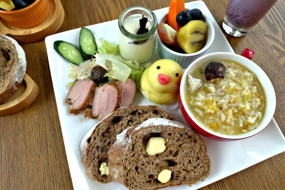依比鴨鴨水岸會館 Ducking House - Housity