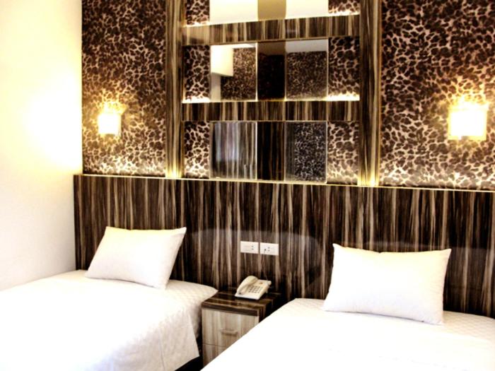 Richard's Home - Housity