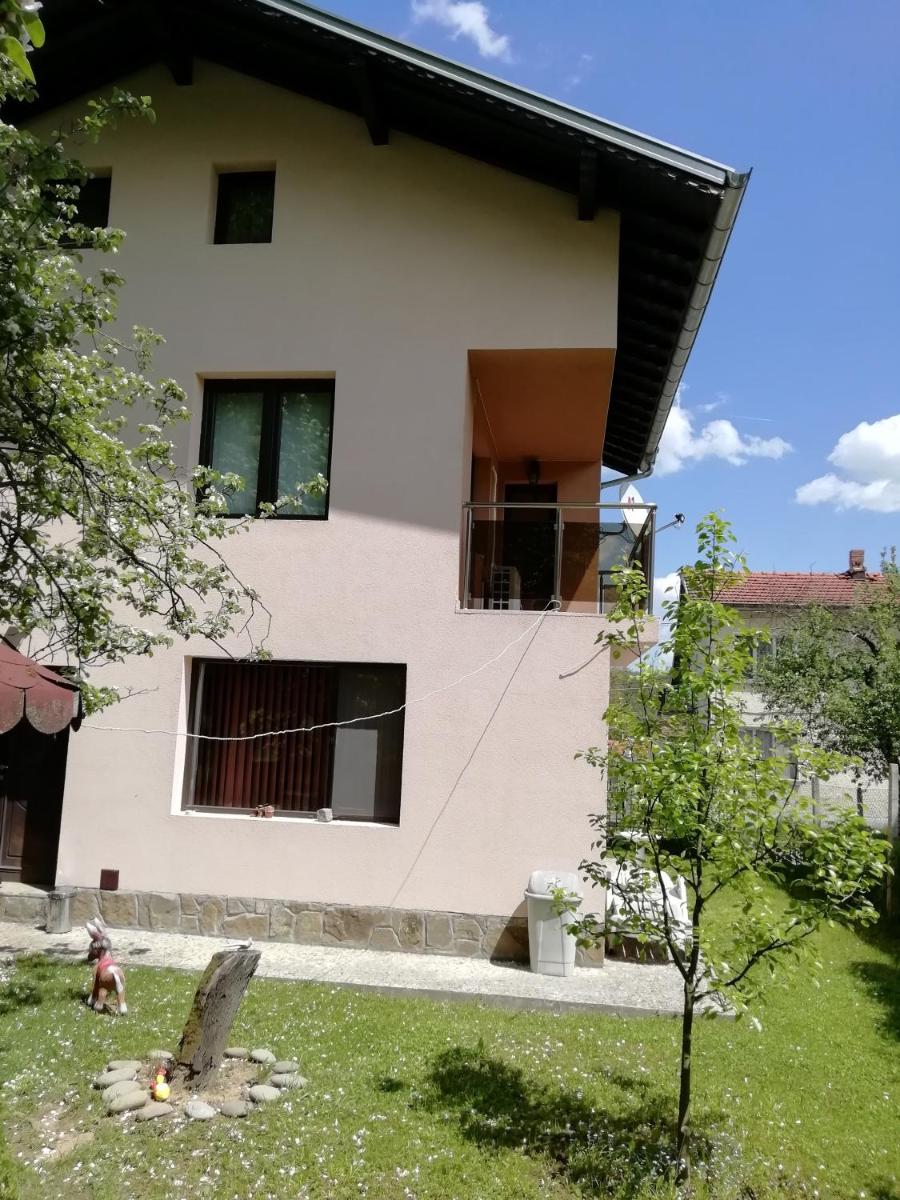 Guesthouse Vanessa - Housity