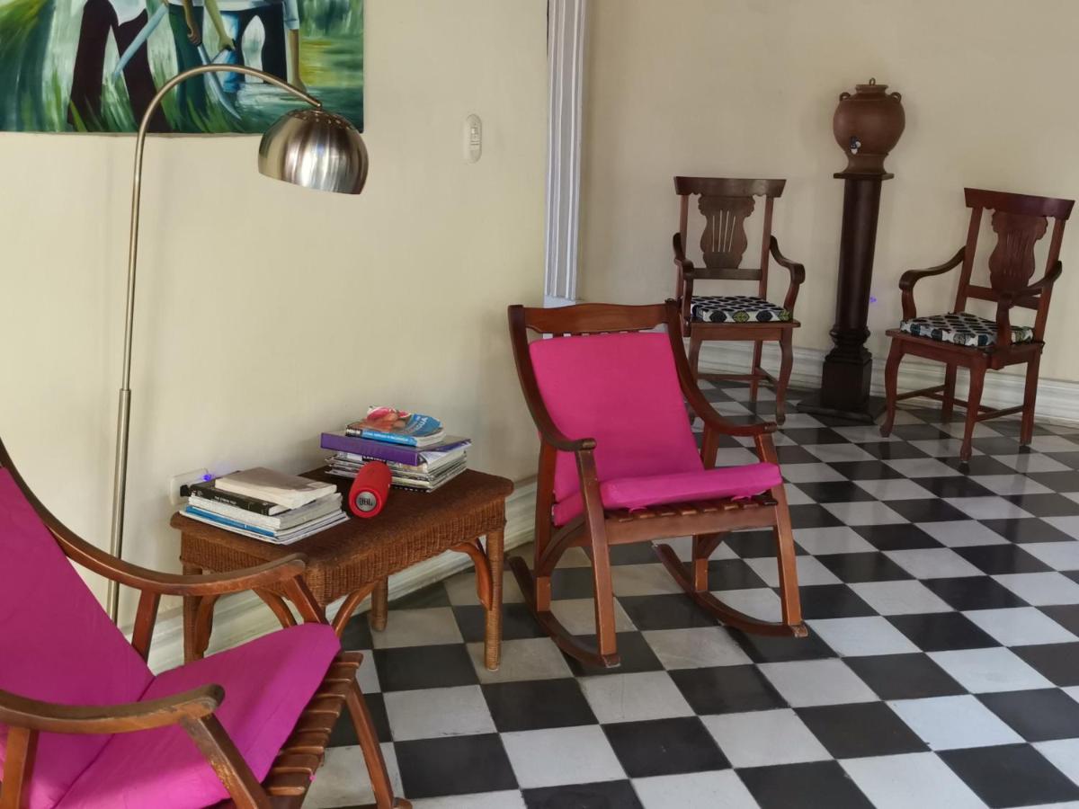 Suitetrails - Hotel Casa Cubana Granada Nicaragua