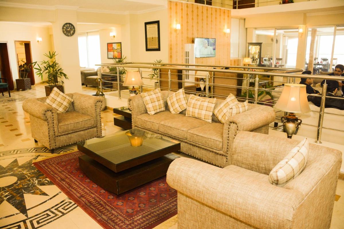 Holiday Grand Resort Bhurban - Housity