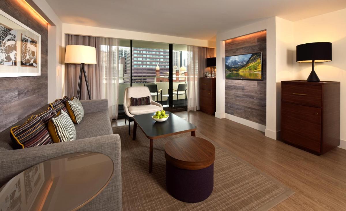 Warwick Denver - Housity