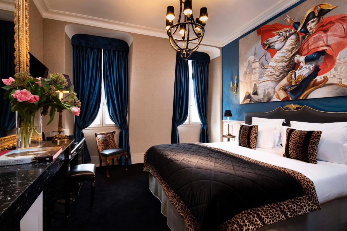 Un ou plusieurs lits dans un hébergement de l'établissement Hotel & Spa de Latour Maubourg