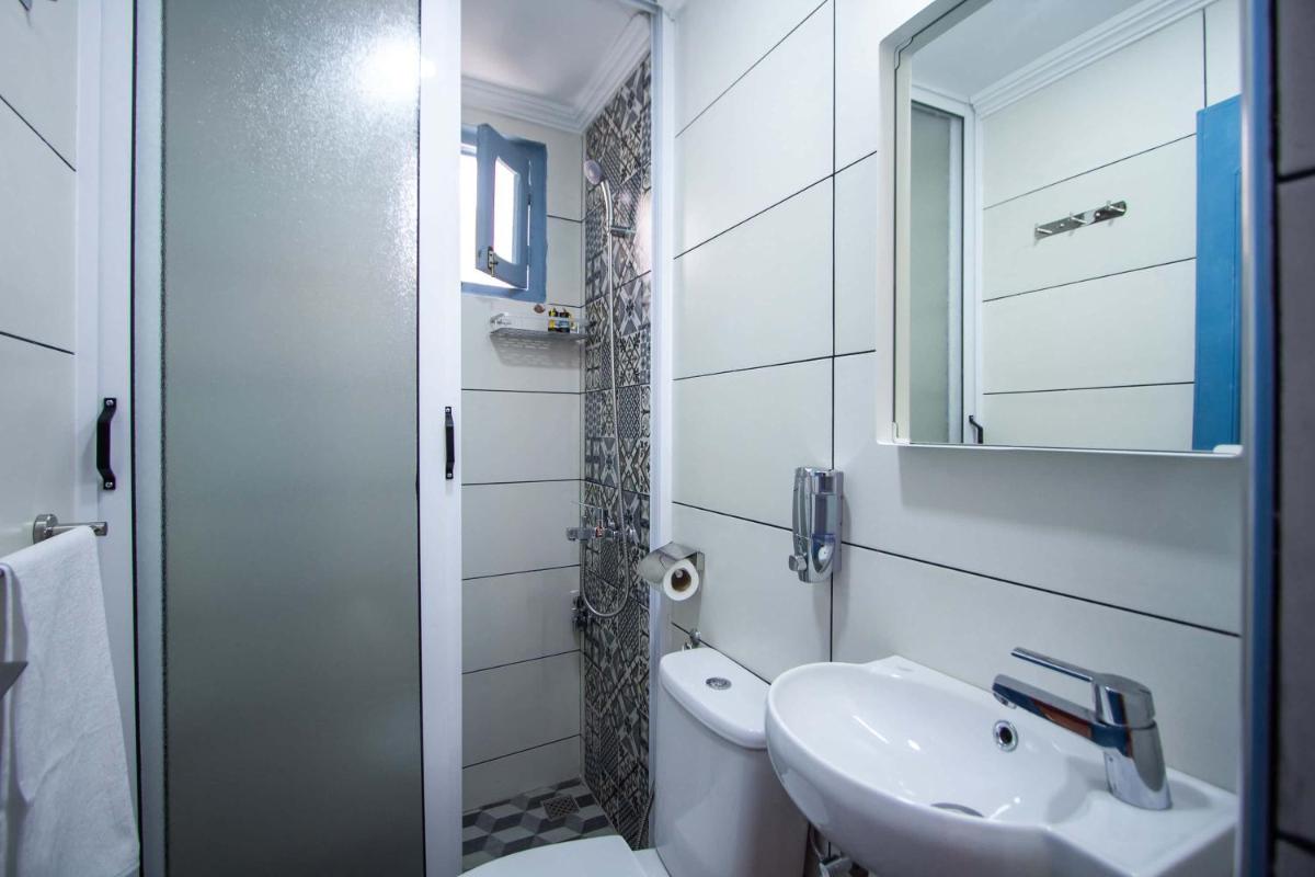 Cine House - Housity