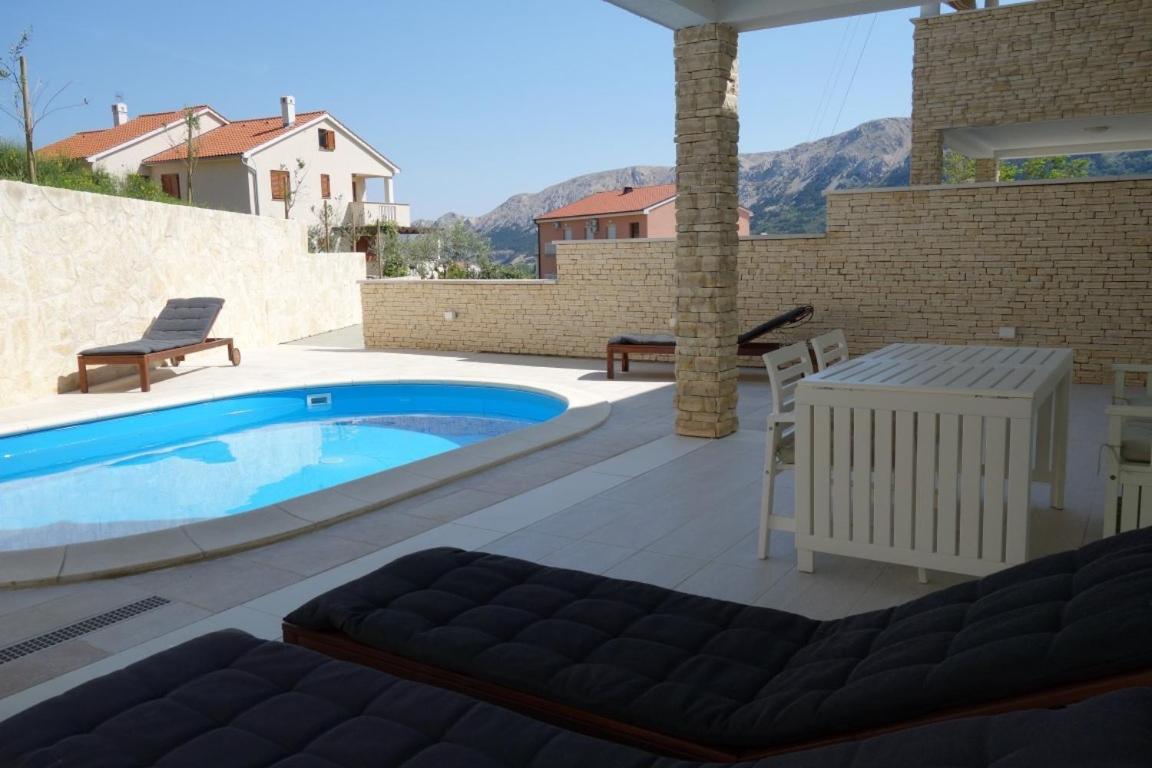 House Sunny Rock Baška - Housity
