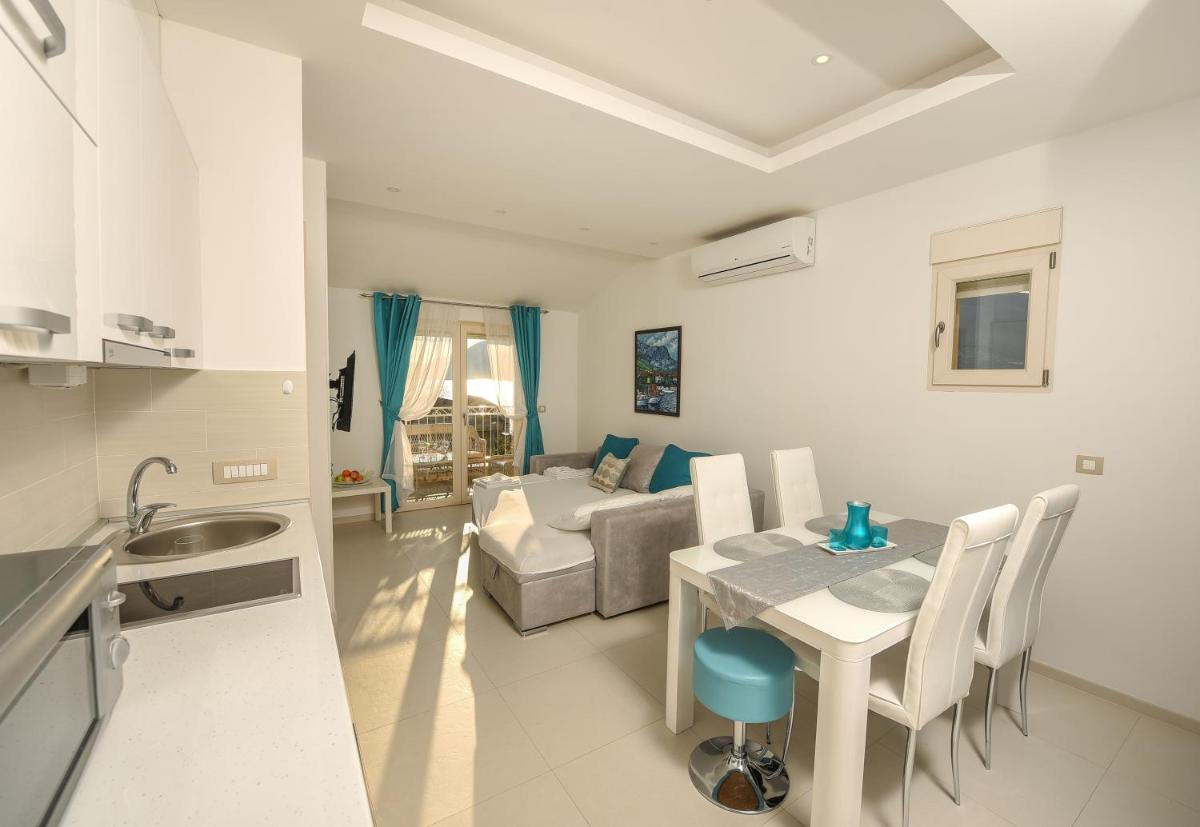 Sea Point Apartments Tivat - Hizvo