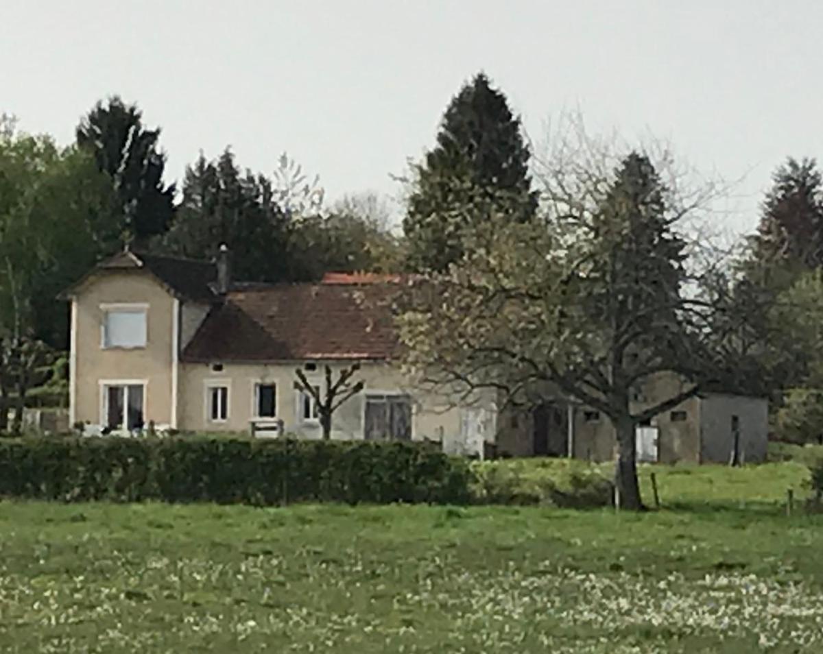 Gites Luzy - Housity