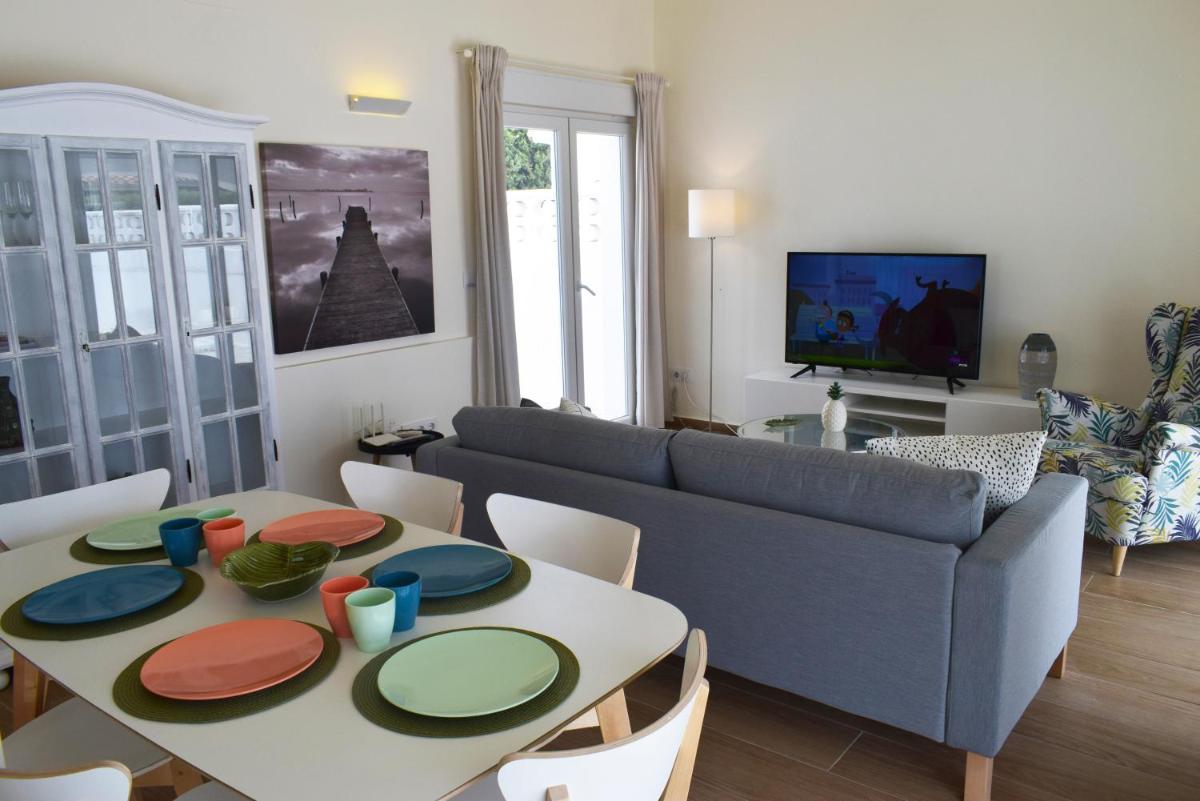 Anacasa Villa Bacalla Piscina Privada Les Marines CH3200 - Housity