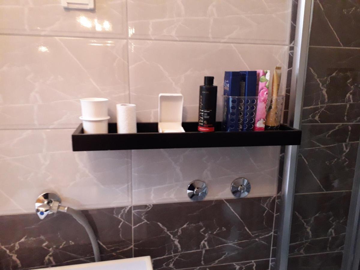 Apartment Dunja NS - Housity