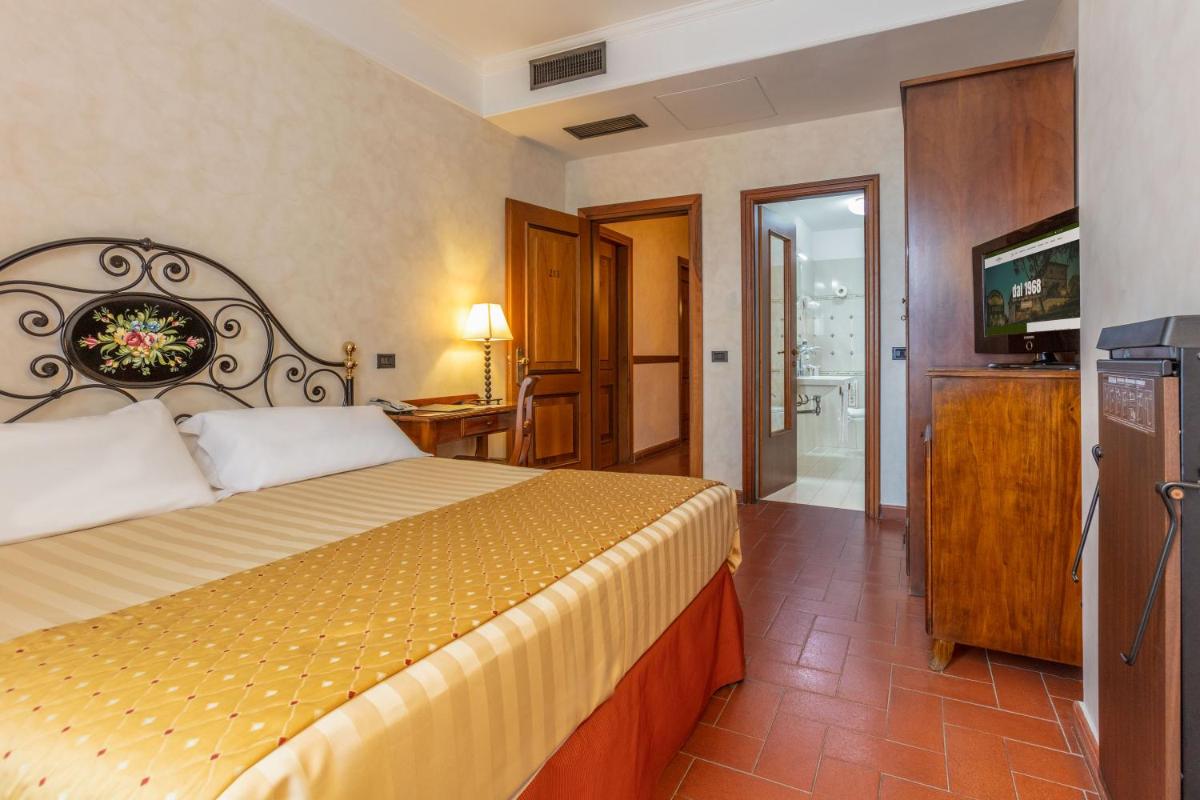 Hotel Ristorante La Pergola - Housity